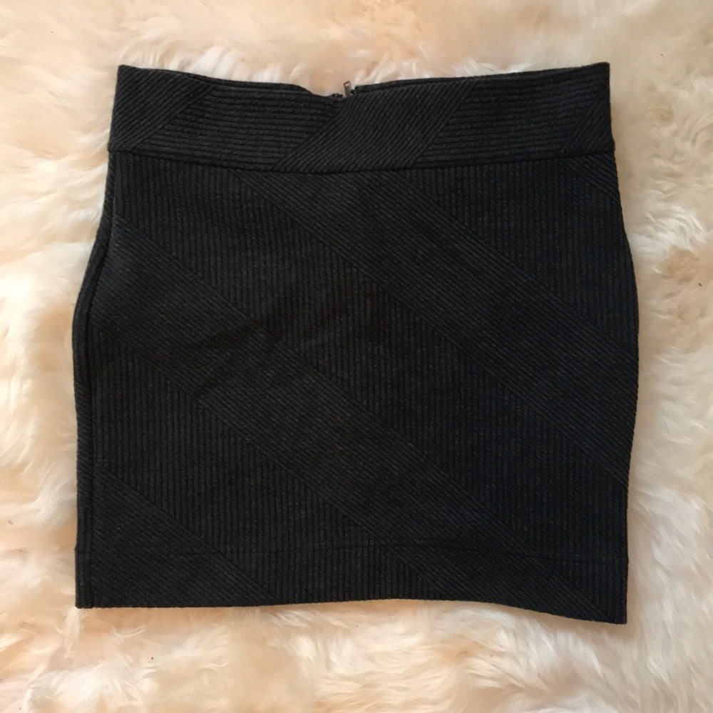 Madewell (Hi-Line) Mini Skirt XS